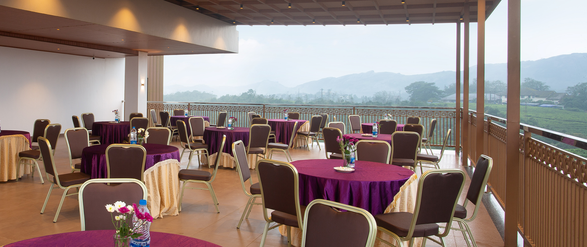 Le Crown Hotel, Four-star Business Class Hotel Vagamon